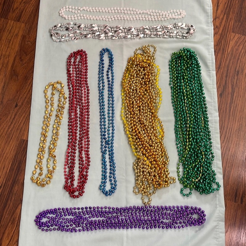 Mardi Gras Beads (40+ strands) - Picture 1 of 6